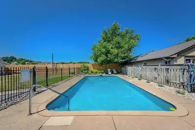 Image de Entire House with pool in Niagara-on-the-lake close to Niagara Falls