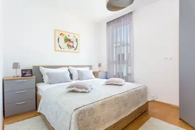 Image de Appartement d'une chambre avec le balcon et la vue sur le mer Split (A-21368-a)