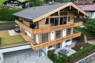 Image de Luxury holiday apartment in the Bavarian Alps with garden