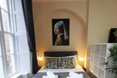 Image de Central Spacious Georgian Studio Apt