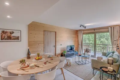 Image de Appartement cosy avec balcon sud, 4 pièces, 8 pers, accès Paradiski et 3 Vallées, parking inclus