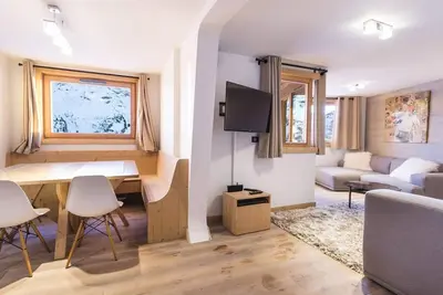 Image de Magnifique 4 pièces avec piscine, jacuzzi, et cheminée à Avoriaz