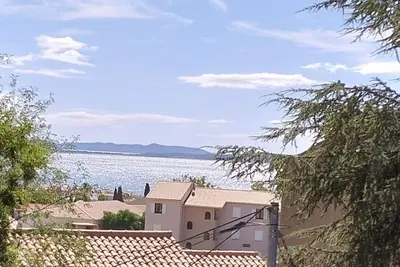 Image de Charmant Appartement lumineux avec 2 chambres et vue mer