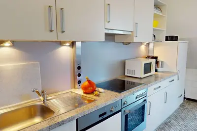 Image de Spacious apartment close to the beach on the upper floor for 4-5 people in Grömitz
