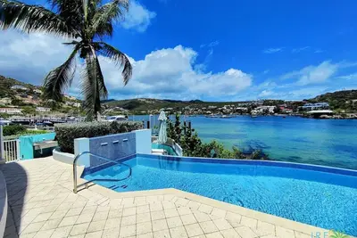 2 bedroom 2 Bath Spinnaker Condo