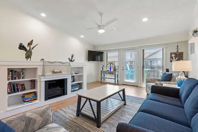 Image de The Blue Pelican: Semi-Oceanfront | Shared Pool
