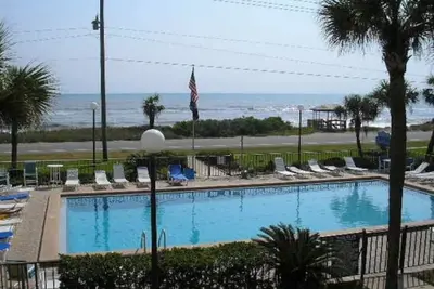 Image de Ground Floor Unit. . . Beach Lovers Wanted!