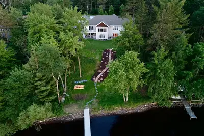 Image de Timberline Sunset is the perfect family retreat for 18 guests
