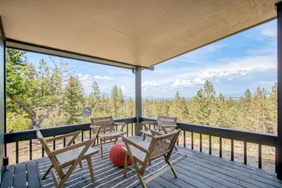 Image de Modern mountain home with deck, games, W/D, & Ac - dogs ok
