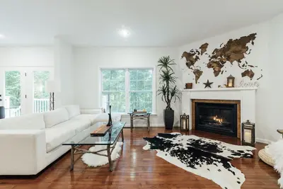 Image de Rhinebeck Retreat with Pond Views near the Omega Institute