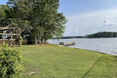 Image de Blue Heron Retreat - bring the whole family. Relax and have fun at the lake.