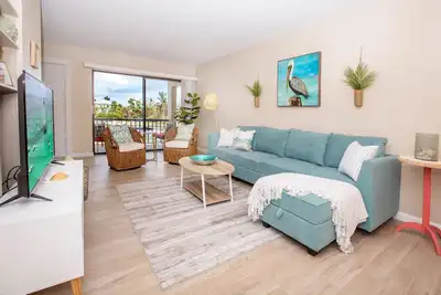 Image de Whispering Palms- Waterfront Condo on Sanibel Island