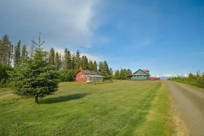 Image de Green and Red Houses