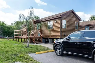 Image de Lakefront Cabin 10min toBEACH/Dogs Ok/Kayak/#403