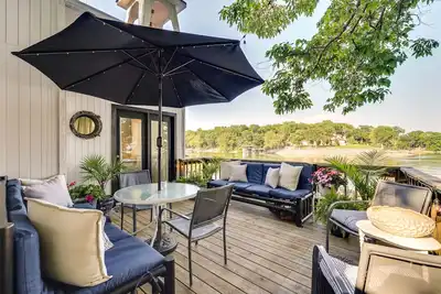 Image de Waterfront Home w/ Dock in South Grand Lake!