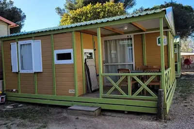 Image de chalet mercredi a mercedi en saison 4 personnes
