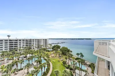 Image de Destin West - Osprey Ph05 ~ Penthouse Luxury ~ Rooftop Terrace W/Private Hot Tub & Grill