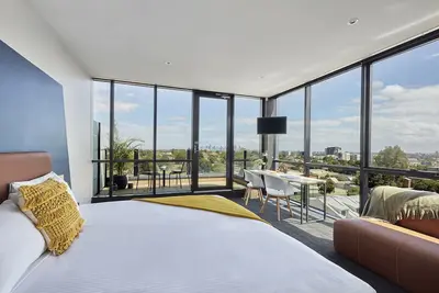 Image de Spacious Furnished Studio With Balcony, All-inclusive Utilities and Facilities