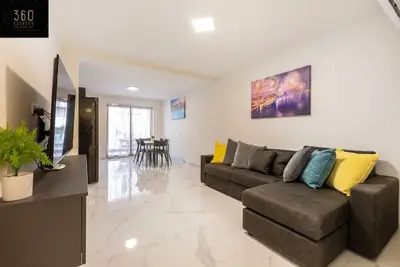 Image de Beautiful 3 Br Apt in the heart of St. Pauls
