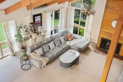 Image de StayAU Spacious Garden Stunning 5brm Home Wheelers Hill