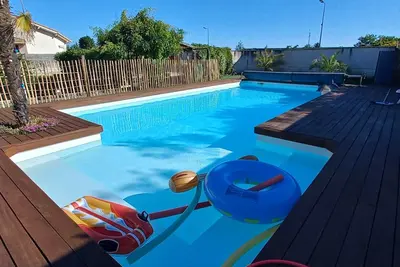 Image de Maison avec piscine entre Bordeaux et Lacanau