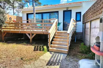 Image de Maison neuve sur pilotis située à l'entrée de Lacanau-Océan
