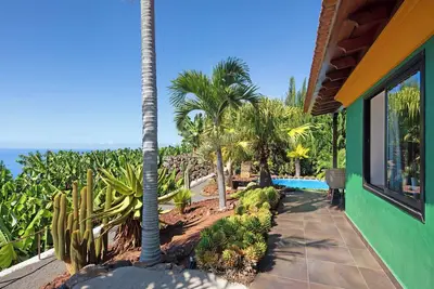 Image de Maison de vacances 'Las Vetas' avec vue sur la mer, piscine privée et Wi-Fi