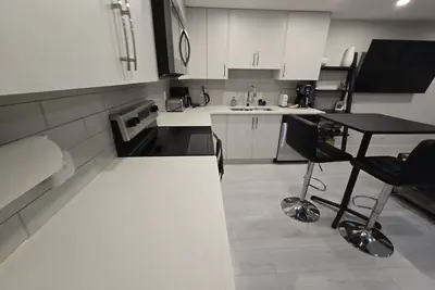 Image de Cozy RocklandPark Unit and Parking