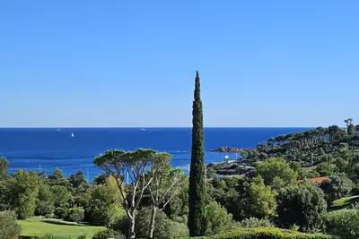 Image de Appartement Vue Mer Agay Saint Raphaël \nT3 classé 3 étoiles\nNali Cap Esterel