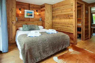 Image de Chalet du Dard - 4 chambres, Hot Tub, jardin