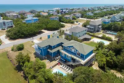 Pelican Breeze: Private Pool | 2-Min Walk to Beach