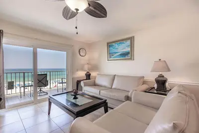 Image de Summit 1 bedroom 1. 5 bath, great views lower floor.