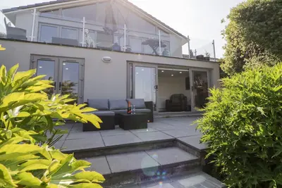 Image de Riverview @ 1 Brunel View, with a garden in Saltash