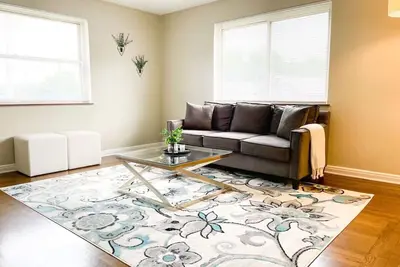 Image de * Spacious 2 bedroom with 2 Tvs*