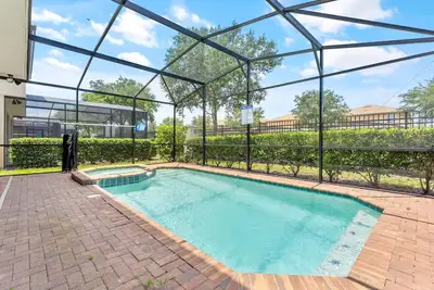 Image de L-Relaxing 7 Bd w/Pool & Hot Tub-10 Miles 2 Disney