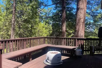 Image de Hank`s Pinecrest Chalet