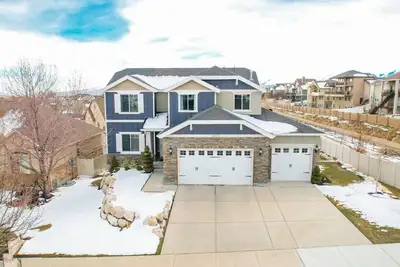 Image de Big Beautiful Home | Oquirrh Mtn Temple