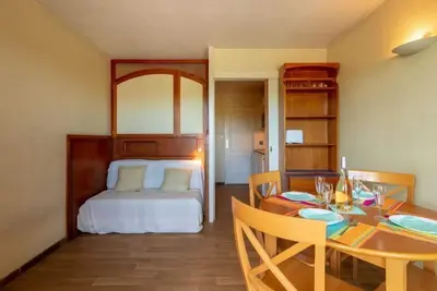 Image de Port de La Gavine by Interhome