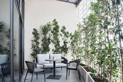 Roma Luxe 2br/2ba Apt for Live/Work, 6 pax