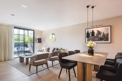 *Condesa amplio y lujoso dpto. con terraza/2bd*