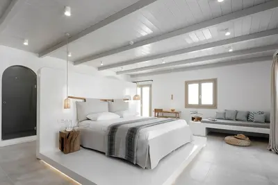 Image de Luxury Milos Apartment Suite | Exclusive Suite with Indoor Heated Jacuzzi | Adamanta