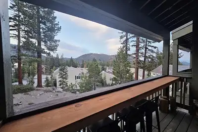 Image de Mammoth Lakes Condo-Newly remodeled-Sleeps 8