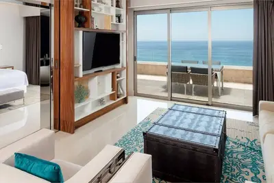 Image de Stylish Luxury 2 Bedroom Suite in Cabo San Lucas - Space Available Booking