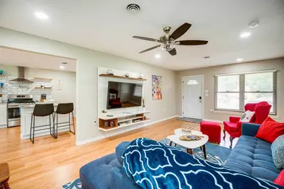 Image de Spacious Yard: Pet-Friendly Home in San Antonio!
