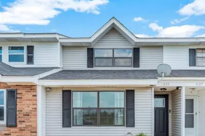 Image de 5 minutes to the casinos! Family friendly townhouse sleeps 4 - Super Reviews!
