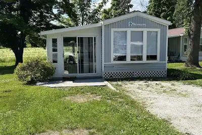 Image de Glamp with us. Beautiful camp with sandy beaches and a pool in a quiet campground