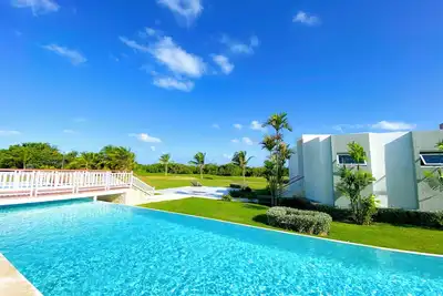 Image de Pretty 2bdr Apartment with Amazing Pool & Golf View in Cana Rock