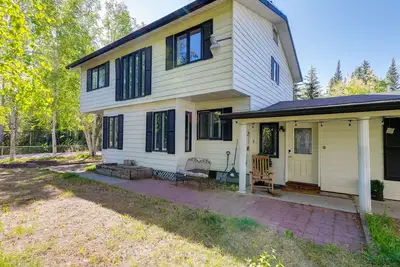 Image de 3 Mi to Pioneer Park & University: Spacious Home!