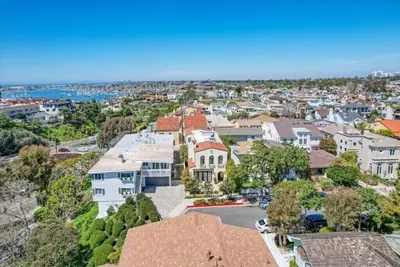 Image de Home in Cdm Newport Walk to the Beach! \n