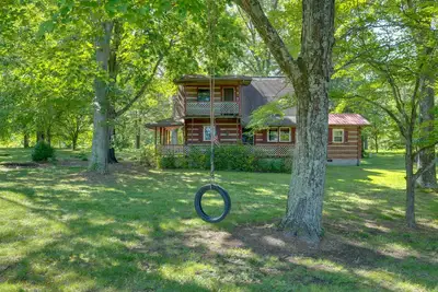 Image de Porch & Fire Pit: Family-Friendly Afton Cabin!